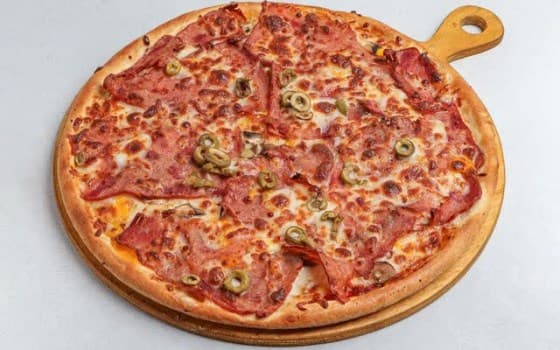 پیتزا بیکن ایتالیایی